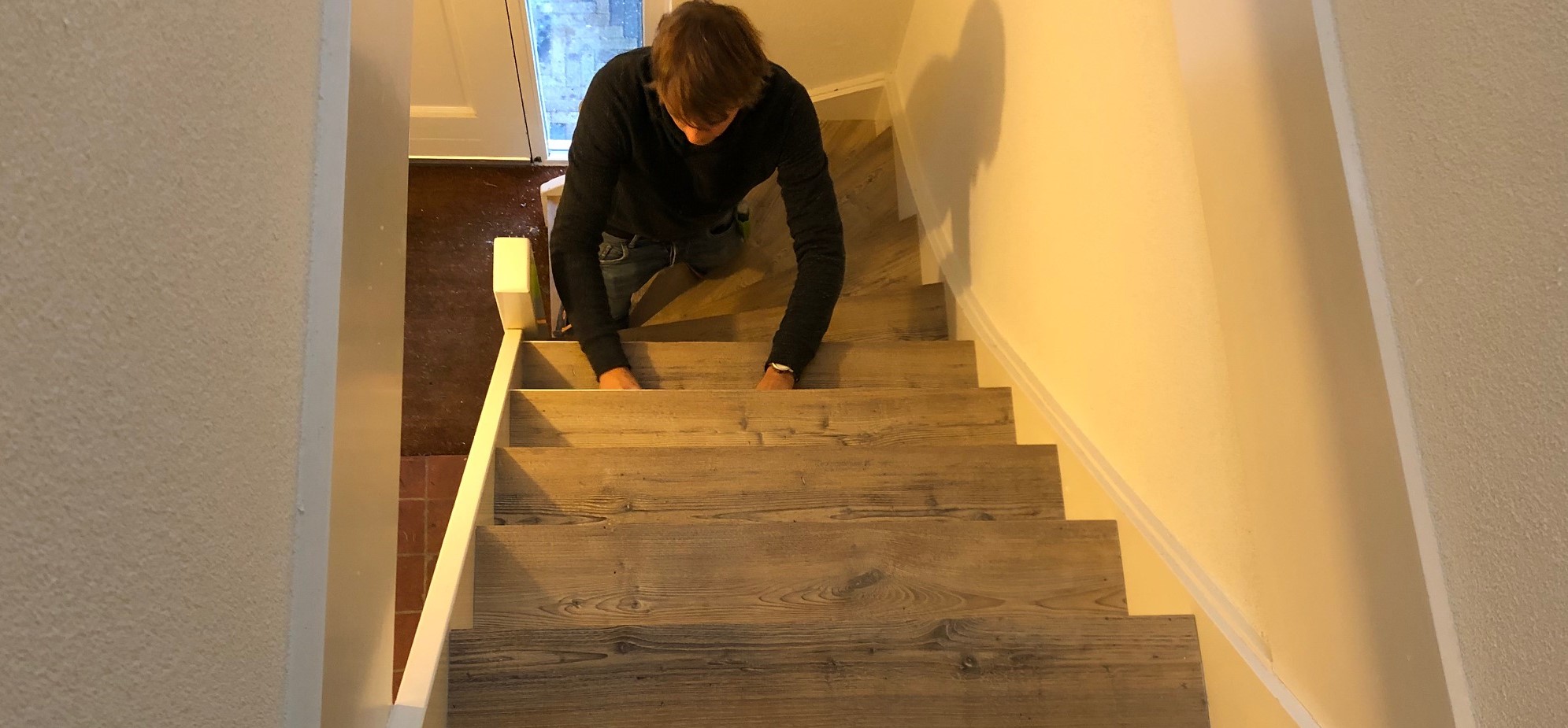 Voordelig traprenovatie met pvc vloeren bij ART Woninginrichting